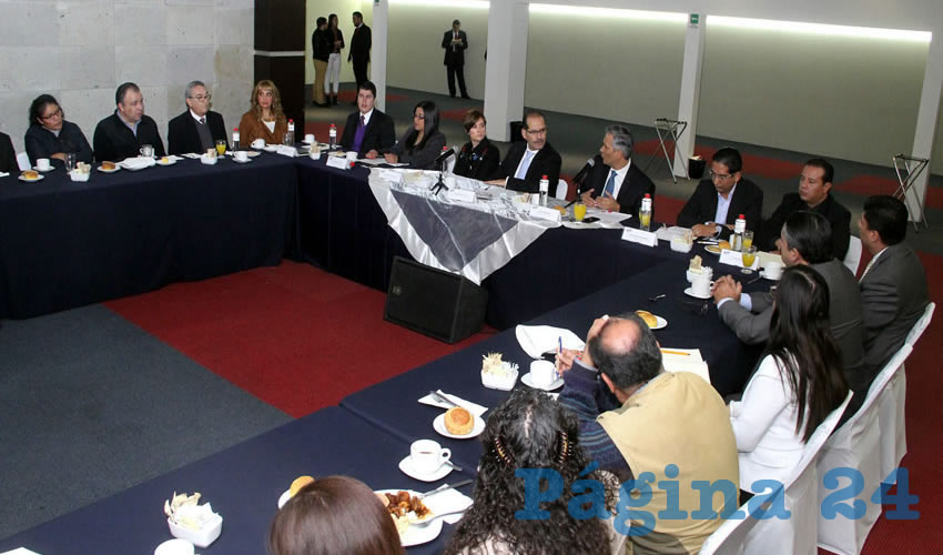 El Sistema Nacional de Protecci&oacute;n Integral de Ni&ntilde;as, Ni&ntilde;os y Adolescentes imparti&oacute; capacitaci&oacute;n al Gabinete Social