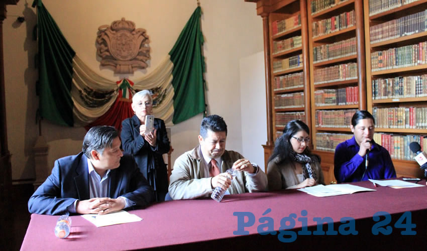 Claudia Domínguez Caldera: Esta gaceta habla acerca del rescate, digitalización y difusión del Archivo Histórico de Mazapil que se encuentra en el Museo Municipal de Antropología e Historia “Marqués de Aguayo” (Foto: Rocío Castro Alvarado)