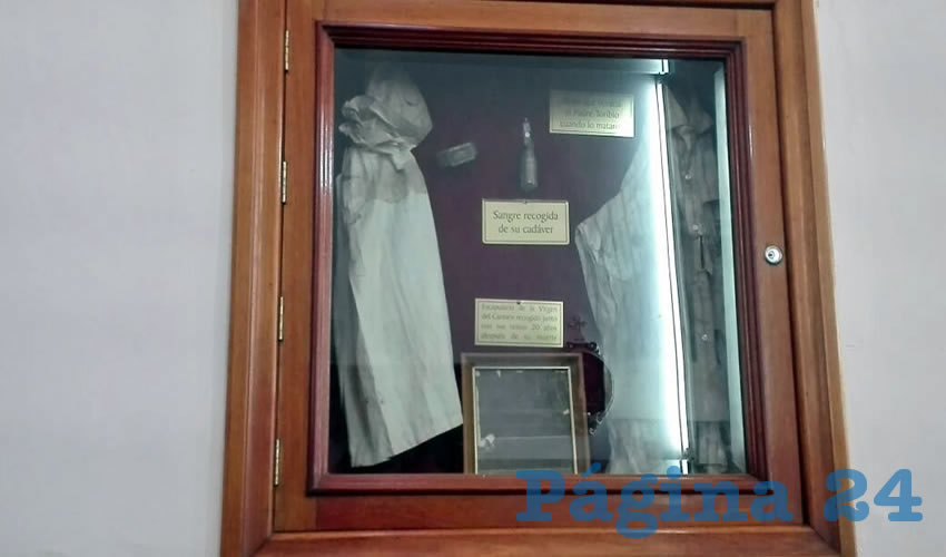En el lugar se encuentran los restos de Toribio Romo González, así como las prendas que vestía cuando lo asesinaron militares en Tequila, Jalisco, el 25 de febrero de 1928, durante la Guerra Cristera