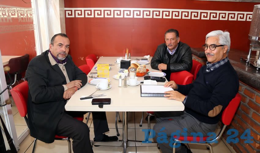 En el restaurante Mitla almorzaron Refugio Alfaro Guerrero, Ra&uacute;l Vargas P&eacute;rez, abogado; y Juan Rosales Herrera, contador p&uacute;blico