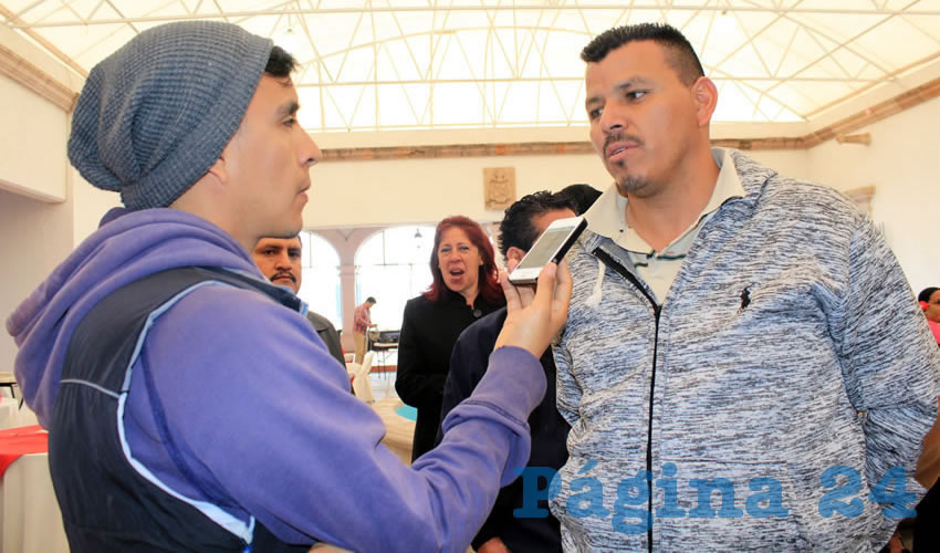 Gerardo Cansino Ramírez: “El que suba el precio nos afectaría mucho en cuanto a la baja del pasaje, mucha gente mueve muchas familias, mueve mucha gente y no podemos atentar en contra de los ciudadanos” (Foto: Rocío Castro Alvarado)