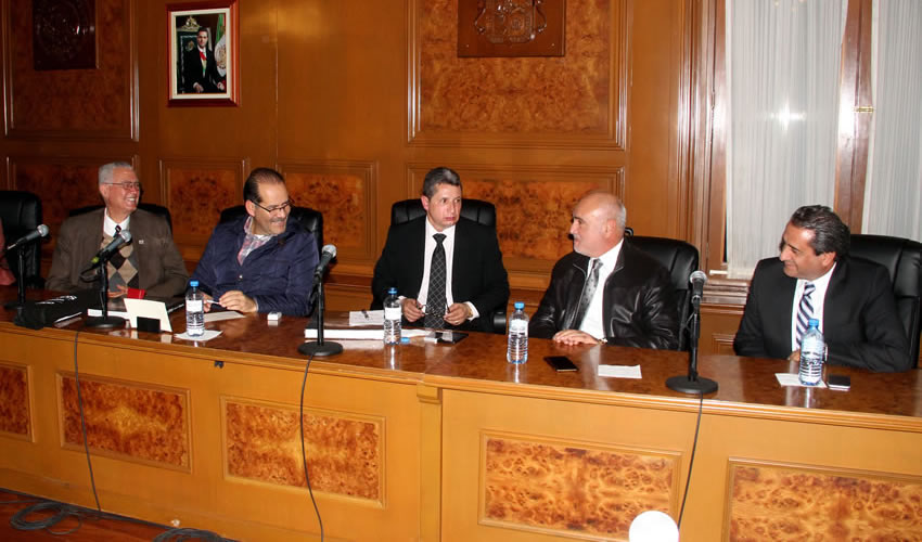 Ante miembros de la Canacar el Gobernador Martín Orozco Sandoval reiteró su interés de consolidar este proyecto