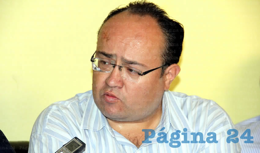 &Oacute;scar Salvador Estrada Escobedo, regidor capitalino