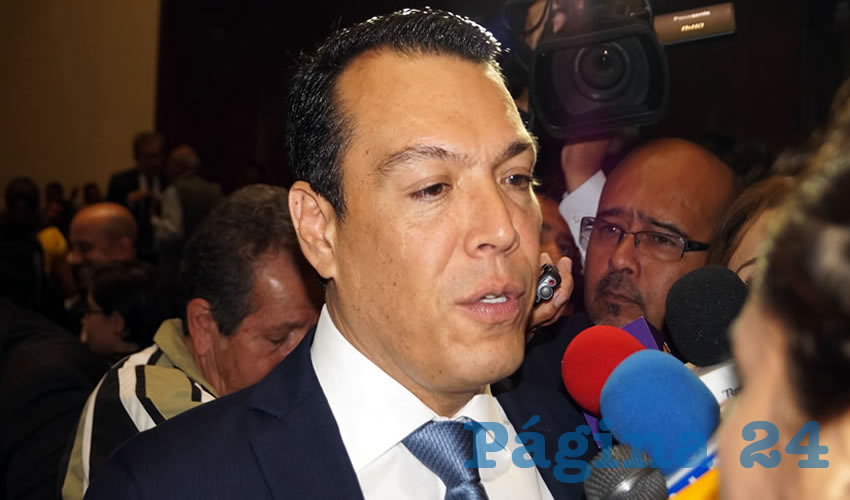 “Son temas técnicos, no puede pagar un dinero público la federación si no lleva todo un dictamen, el dictamen es el avalúo, entonces cuando son los dineros del pueblo, tienen que estar justificados”, aseveró Roberto López Lara sobre la dilación en el pago/Foto: Archivo Página 24