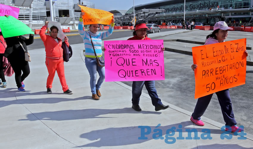 Se espera que hoy por la mañana ejidatarios se manifesten en los alrededores del aeropuerto; sin embargo, no podrán realizar bloqueos porque hay policías federales y estatales apostados para hacerles frente en caso de que impidan el libre tránsito/Fotos: Cuartoscuro 