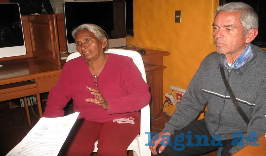 Al no tener dinero para pagar una renta ni lugar a donde irse con la familia, la señora Altagracia Ramos pidió justicia a las autoridades, que se valore su situación y se les permita tener una oportunidad para sobrevivir/Fotos: Francisco Tapia 
