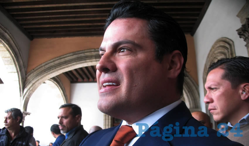 Aristóteles Sandoval Díaz, gobernador de Jalisco, se dijo “indignado” porque a pesar de que él se había comprometido a aportar 5 millones de pesos, Nuevo León presentó una propuesta de 70 millones de pesos y, lógico, la Conade prefirió darle la sede de la Olimpiada Nacional al estado norteño; por la pichicatería de Aristóteles, los jaliscienses no veremos en nuestra entidad la importante justa deportiva/Foto: Francisco Tapia