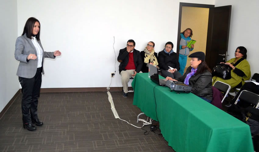 Experta internacional colabora con la dependencia; imparte mesa de trabajo sobre el CPTED, que ha sido exitoso durante 30 años en Toronto