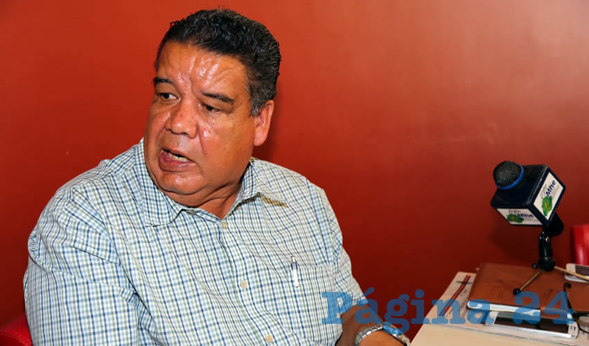 Francisco Flores Flores, vocero del Movimiento de Resistencia Civil Pacífica contra los gasolinazos (Foto: Eddylberto Luévano Santillán)
