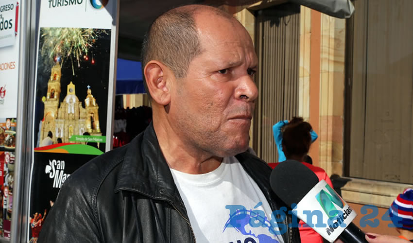 Xicot&eacute;ncatl Cardona Campos, presidente de la Asociaci&oacute;n Migrantes Organizados