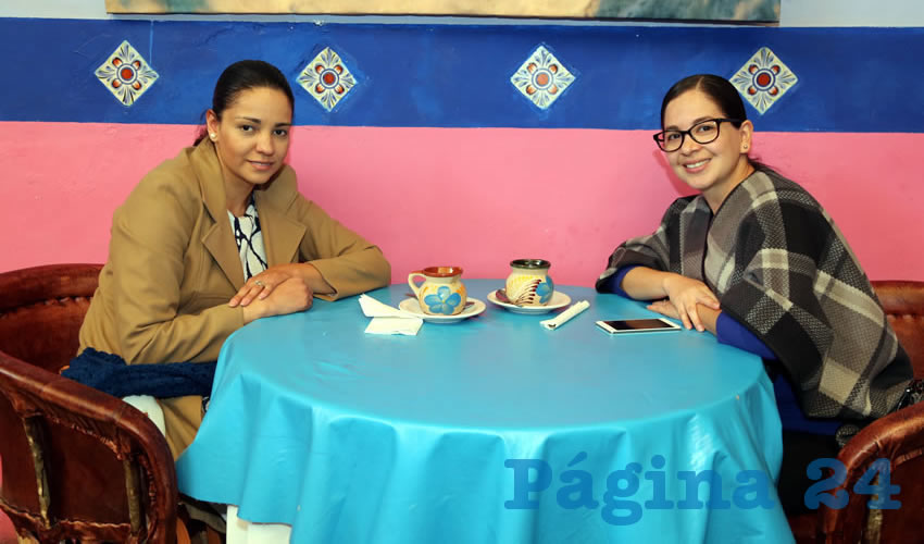 Deniz Ordu&ntilde;a Le&oacute;n y Daniela Navarro Palacios compartieron el pan y la sal en La Saturnina