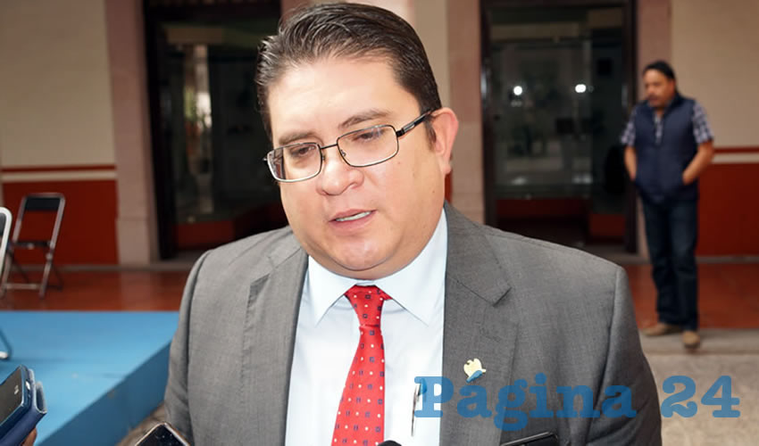 Rubén Ibarra Reyes: “En la reunión se va a dialogar con ellos, se verán sus necesidades y las necesidades estructurales de la escuela, para llegar a un común consenso” (Foto: Merari Martínez Castro)