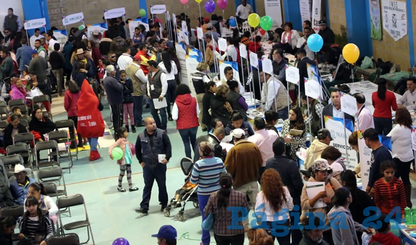 La población recibió consultas médicas, odontológicas y de optometría, así como información y trámites de dependencias estatales y federales