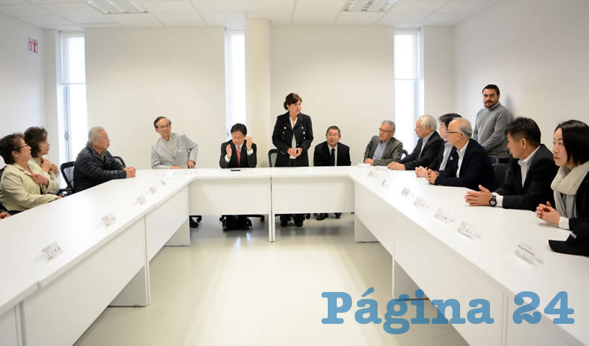 En una visita de un solo día, realizaron una reunión de trabajo, para luego comer y, después de realizar un recorrido turístico, volverán a su lugar de origen