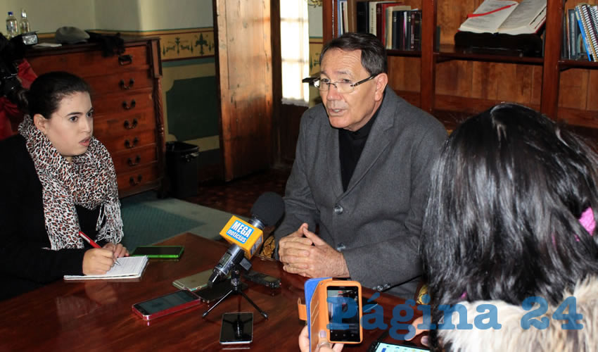 Sigifredo Noriega Barceló, obispo de la Diócesis de Zacatecas, manifestó que “todo muro es maña señal siempre porque lo único que se consigue es dividir, dar sufrimiento a mucha gente, se divide la frontera de países y familias, relaciones comerciales y la carga que trae consigo”. (Foto Rocío Castro Alvarado)