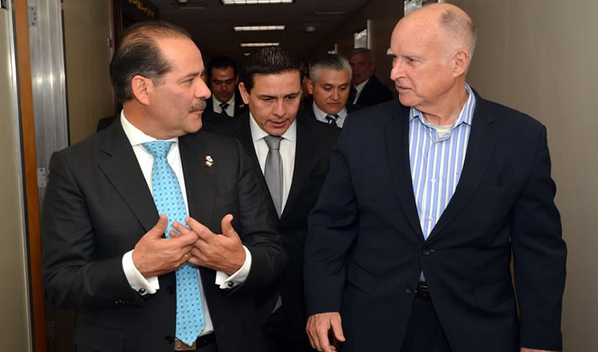 El encuentro se llev&oacute; a cabo en el Capitolio del Estado de California