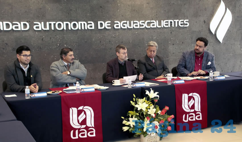 Conferencia de prensa de la UAA
