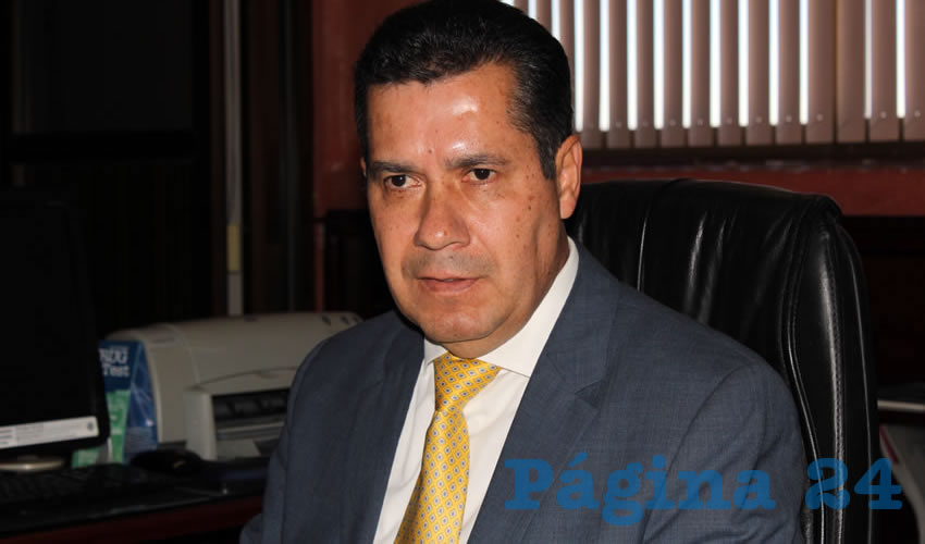 Ren&eacute; Anguiano Mart&iacute;nez, director del ISSEA