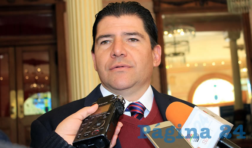 Víctor Rentería López, director de JIAPAZ: A los usuarios en esta situación se les envía un aviso para que sepan su situación, posteriormente se les hace una visita en caso de que no respondan al aviso