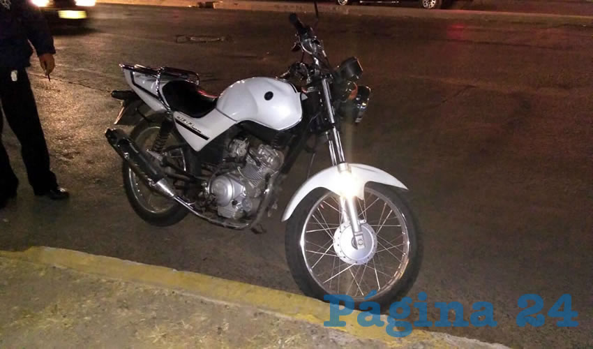 La motocicleta que tripulaba José Alvarado Martínez y con la cual atropelló a Ramiro Briseño