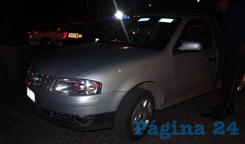 El cafre abandon&oacute; su camioneta Volkswagen Pointer