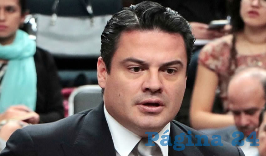 “A nuestros hermanos migrantes (les digo) que estamos con ellos, que estaremos pendientes de la defensa de sus derechos y que desde acá saldremos a esas movilizaciones, seremos solidarios”, dijo el gobernador Aristóteles Sandoval sobre la marcha del próximo domingo/Foto: Francisco Tapia 