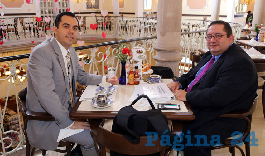 En el restaurante Mitla almorzaron Miguel &Aacute;ngel Huizar Botello, Jos&eacute; Luis Rivera Romero y V&iacute;ctor Rodr&iacute;guez