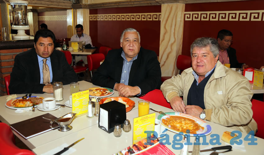 En el restaurante El Capote del Hotel Francia departieron Lula Carrillo y Francisco D&aacute;vila Garc&iacute;a