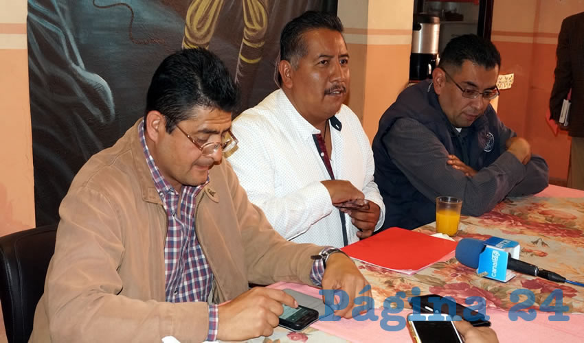 Felipe Pinedo Hernández, líder de la corriente perredista FPLZ: “Ahora vemos como que no los pelan, no hay diálogo, no hay acercamiento y por lo tanto como organización nos preocupa esa actitud del gobierno” (Foto: Merari Martínez Castro)