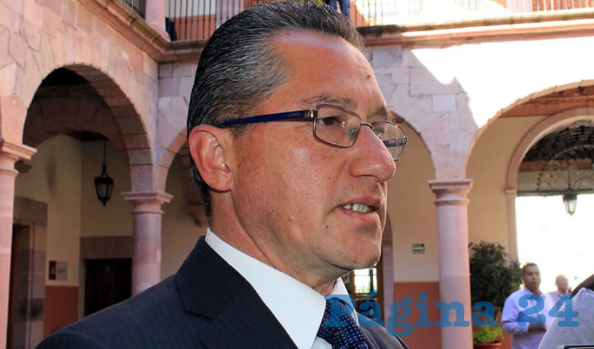 Marco Vargas Duarte, vocero de la SSP: Peritos de la Procuraduría General de Justicia del Estado (PGJE) encontraron sobre la calle un número de casquillos percutidos aun no cuantificado, correspondientes a un arma larga (Foto: Rocío Castro Alvarado)