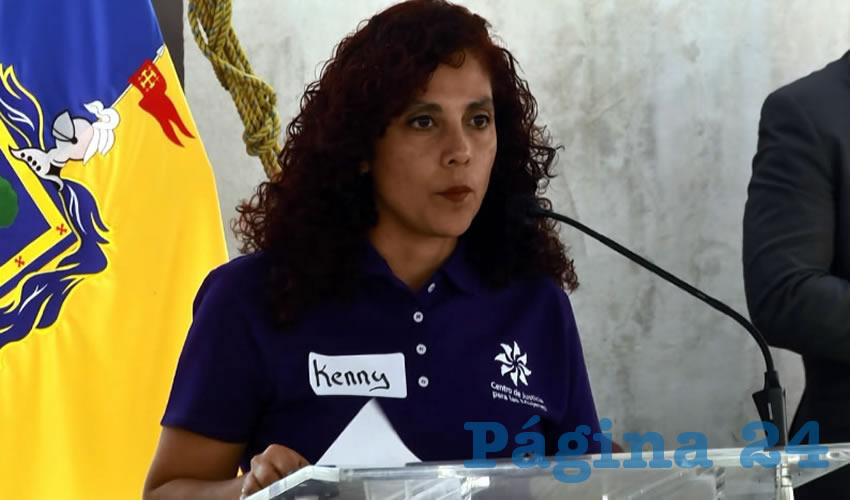 “Necesitamos impulsar desde la familia, desde la educación nuevas formas de masculinidad, entender que debemos de tener un respeto mutuo y si nos educamos para la igualdad, hay que educarnos para el respeto hacia la mujer”, expuso el gobernador Aristóteles Sandoval/Fotos: Francisco Andalón López