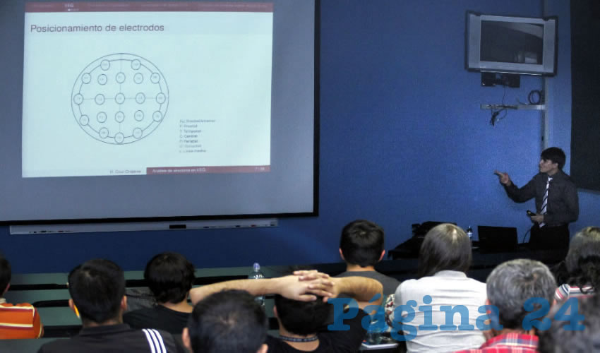 Investigador del CIMAT impartió conferencia en la UAA sobre técnicas y retos principales a los que se enfrenta la ciencia para el entendimiento de la actividad cerebral
