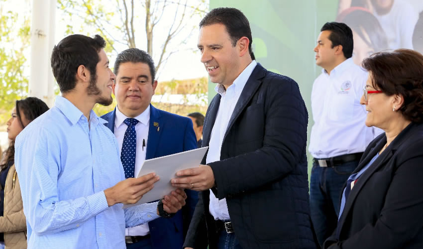 Inaugura obra hidráulica histórica en Nieves, con inversión de 5.5 mdp