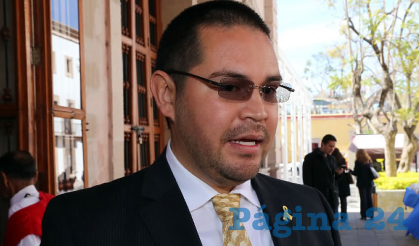 Roberto Flores Salas, coordinador general del Centro de Apoyo a Ni&ntilde;os con C&aacute;ncer Canica AC (Foto: Eddylberto Lu&eacute;vano Santill&aacute;n)
