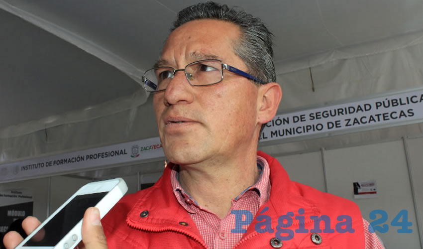 Marco Antonio Vargas Duarte, vocero de la SSP: El rostro del hombre estaba envuelto en cinta canela y los brazos los tenía maniatados hacia atrás con el mismo tipo de cinta, por ello se investigará si el hombre fue víctima de tortura (Foto: Rocío Castro Alvarado)