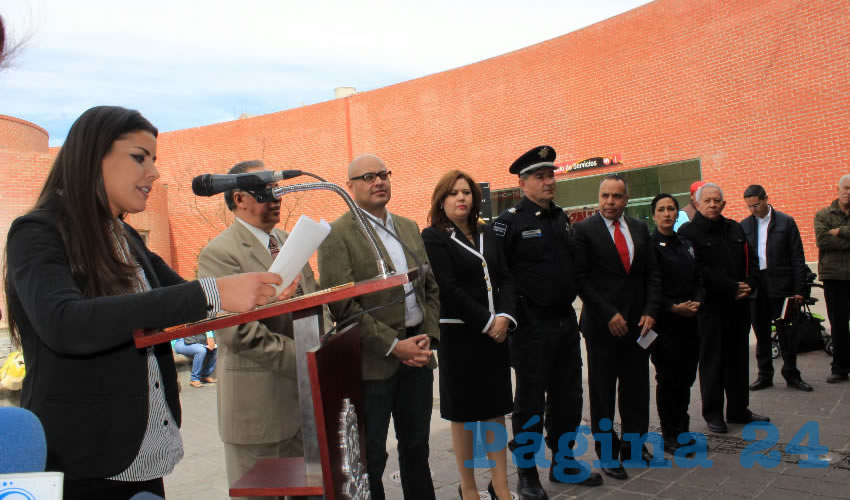 Francisco Murillo Ruiseco, procurador de Justicia: Si el ejército regresa a los cuarteles, la responsabilidad será al 100 por ciento de los policías, por ello hay buen tiempo para hacer crecer a las policías (Foto: Rocío Castro Alvarado)