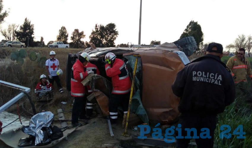 Una muerta y dos heridos graves fue el saldo de la volcadura