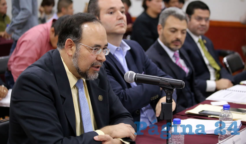 “El problema es que en términos de cumplimiento de Ley de Transparencia estar abajo de 100 es estar reprobado”, sentenció el experto del ITESO Alberto Bayardo Pérez Arce/Foto: Cortesía