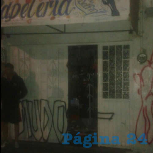 Papelería El Delfín, que fue “visitada” por pillos