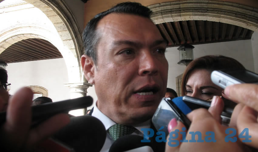 “Si bien es cierto ellos tienen una suspensión, también es cierto que hay una posesión que la tiene el concesionario y la misma sentencia se los dice y cómo es posible que alguien los haya asesorado para ir a romper unos candados, a tumbar unas vallas: eso se llama un delito de despojo”, aclaró el secretario de Gobierno de Jalisco/Foto: Archivo Página 24