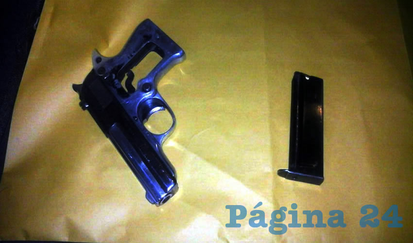 La pistola que portaba el narquillo Christian Adán “N” “N”