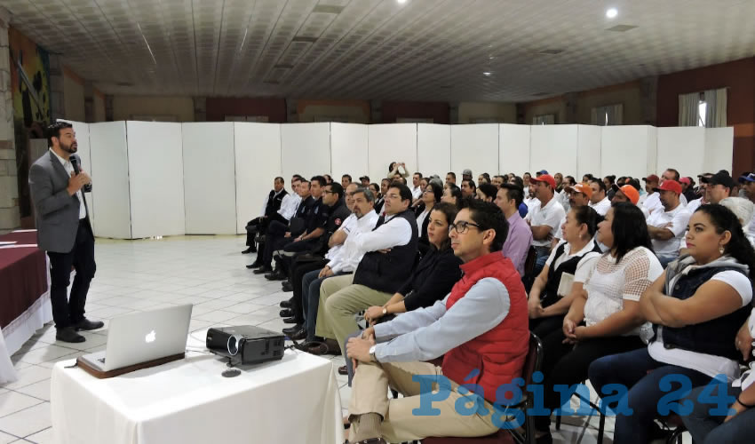 Durante tres días, en coordinación con el Instituto de Selección y Capacitación (Inselcap) y la Dirección Estatal de Protección Civil, 60 personas aprendieron las técnicas adecuadas para auxiliar a las y los huéspedes en caso de una emergencia
