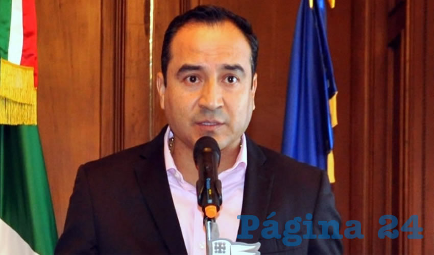 Es la segunda ocasión en que aparecen narcomantas con este tipo de señalamientos en contra del comisario de seguridad, Raúl Velázquez, luego de asumir el cargo en noviembre de 2015/Foto: Cortesía 