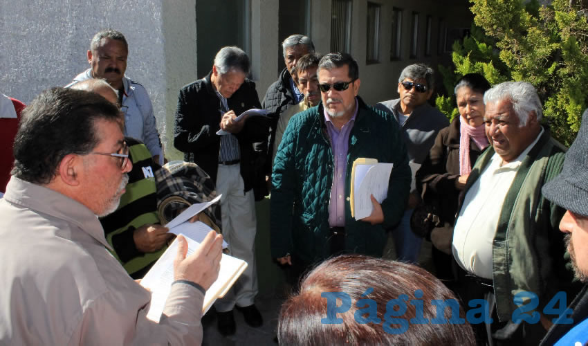 Adrián Casares, presidente de la Asociación Civil de Jubilados y Pensionados Issstezac, denunció la evasión de 10 salarios base como lo establece la ley, refirió que en 2012 se dieron cuenta de que el Seguro Social los tenía con tres salarios base de cotización (Foto: Rocío Castro)