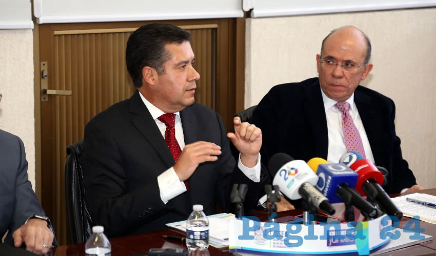 Ren&eacute; Anguiano Mart&iacute;nez, director del ISSEA (Foto: Eddylberto Lu&eacute;vano Santill&aacute;n)