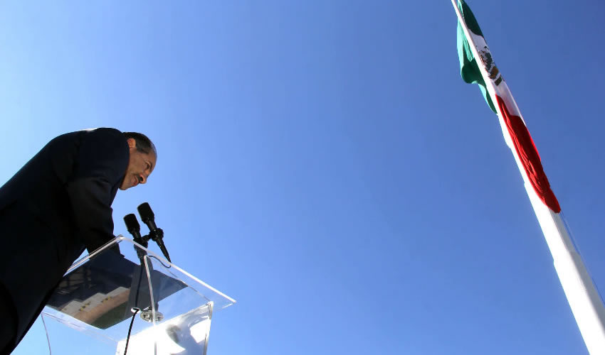 La bandera, el himno y el escudo nacional son s&iacute;mbolos que nos dan identidad y unidad como naci&oacute;n: MOS