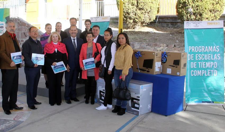&ldquo;La mejor inversi&oacute;n es la educaci&oacute;n, y es una responsabilidad de padres de familia, maestros y Gobierno, generar conjuntamente un trabajo a favor de una formaci&oacute;n de calidad: MOS