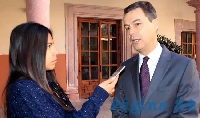 Francisco Javier Martínez Muñoz, director del Issstezac: “Sí requiere recursos el Issstezac, por lo que estamos viendo lo que es más viable; hay una propuesta en la junta directiva pero vamos a gestionar a ver cuáles posiblemente tengan una venta” (Foto: Rocío Castro)