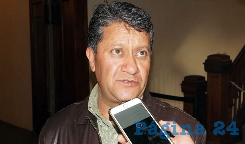 Jaime Cruz: “Recolectamos la misma cantidad de residuos, lo que pasa es que estamos dando mayor atención a la ciudadanía”, refirió al informar que diariamente se producen 120 toneladas de basura en la capital, pues tan solo en el Centro Histórico se producen hasta seis toneladas, aseguró en entrevista para Página 24 (Foto Merari Martínez Castro)