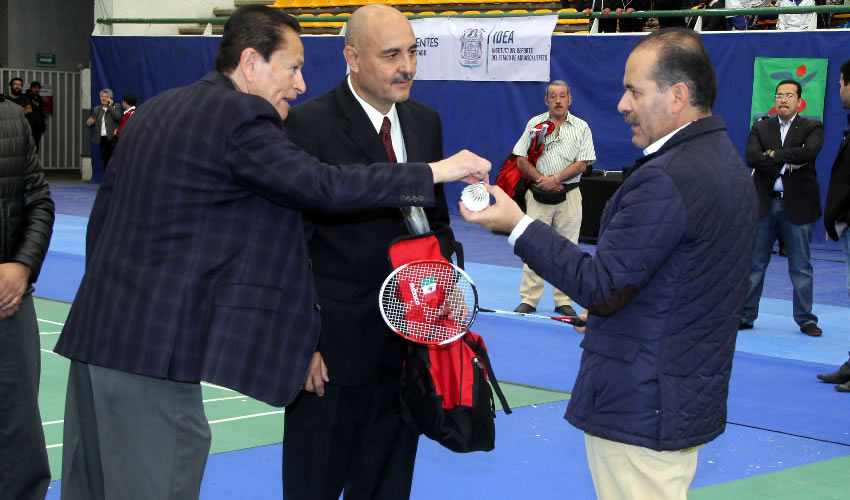 La apuesta de este sexenio es entrar a las escuelas para que todos los ni&ntilde;os practiquen una disciplina deportiva: MOS
